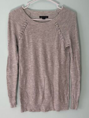 American Eagle Outfitters Light Gray Crew Neck Lace-Detail Sweater